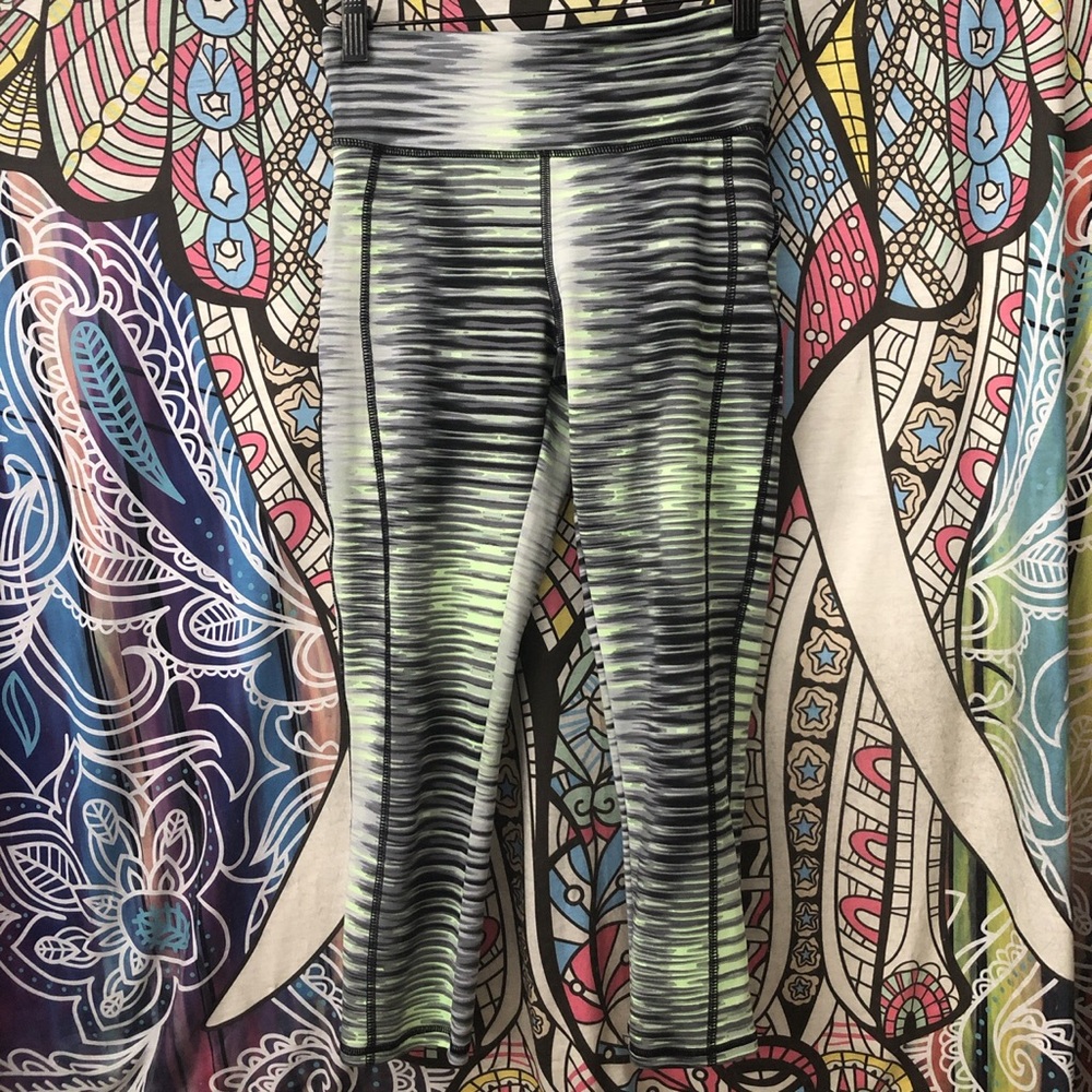 Forever 21 green/grey athletic leggings